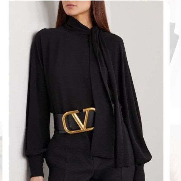 Valentino Garavani Black and Red Belt with Gold V Buckle - Picture 11 of 16